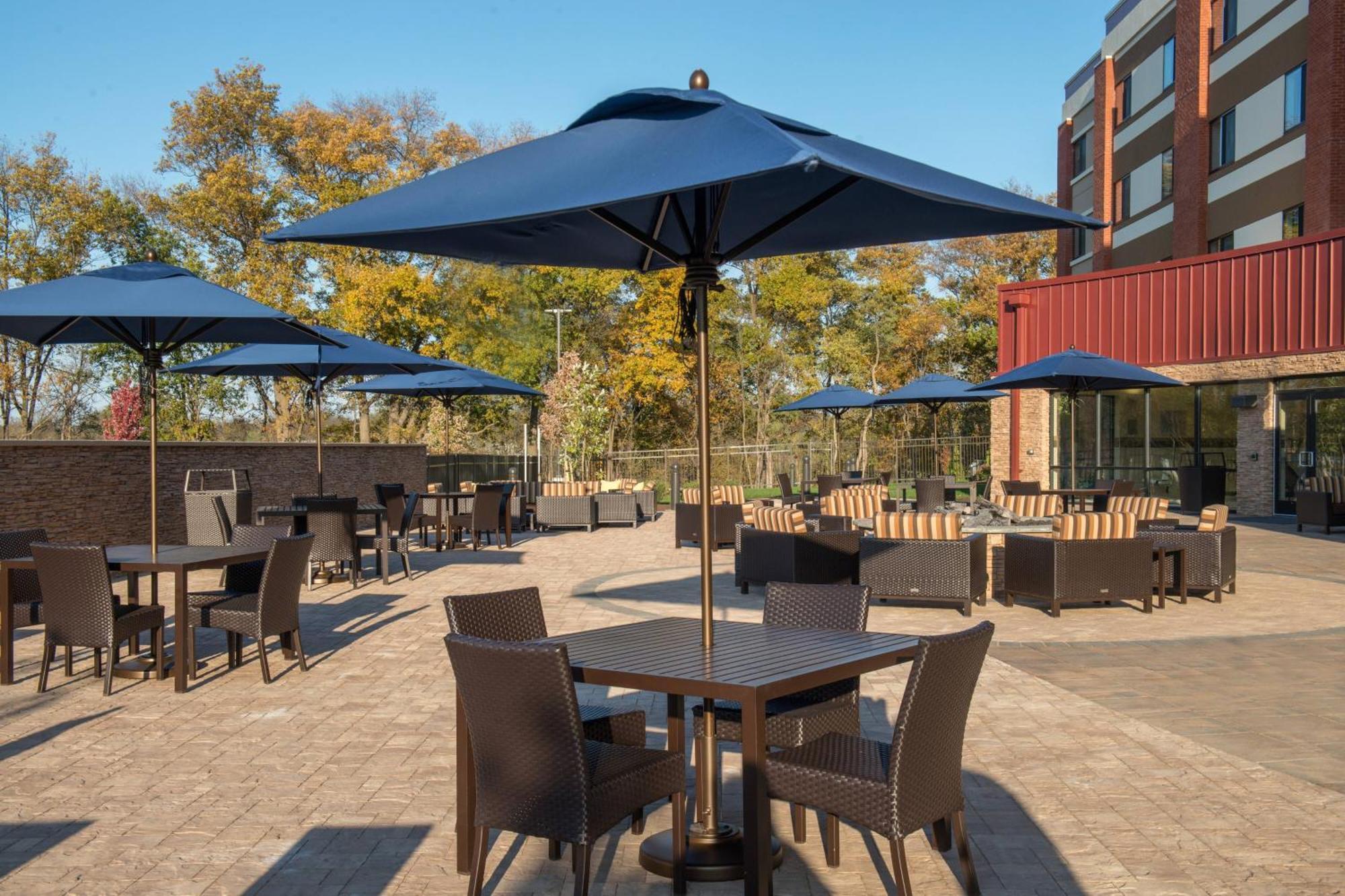 Courtyard By Marriott Shippensburg Hotell Exteriör bild