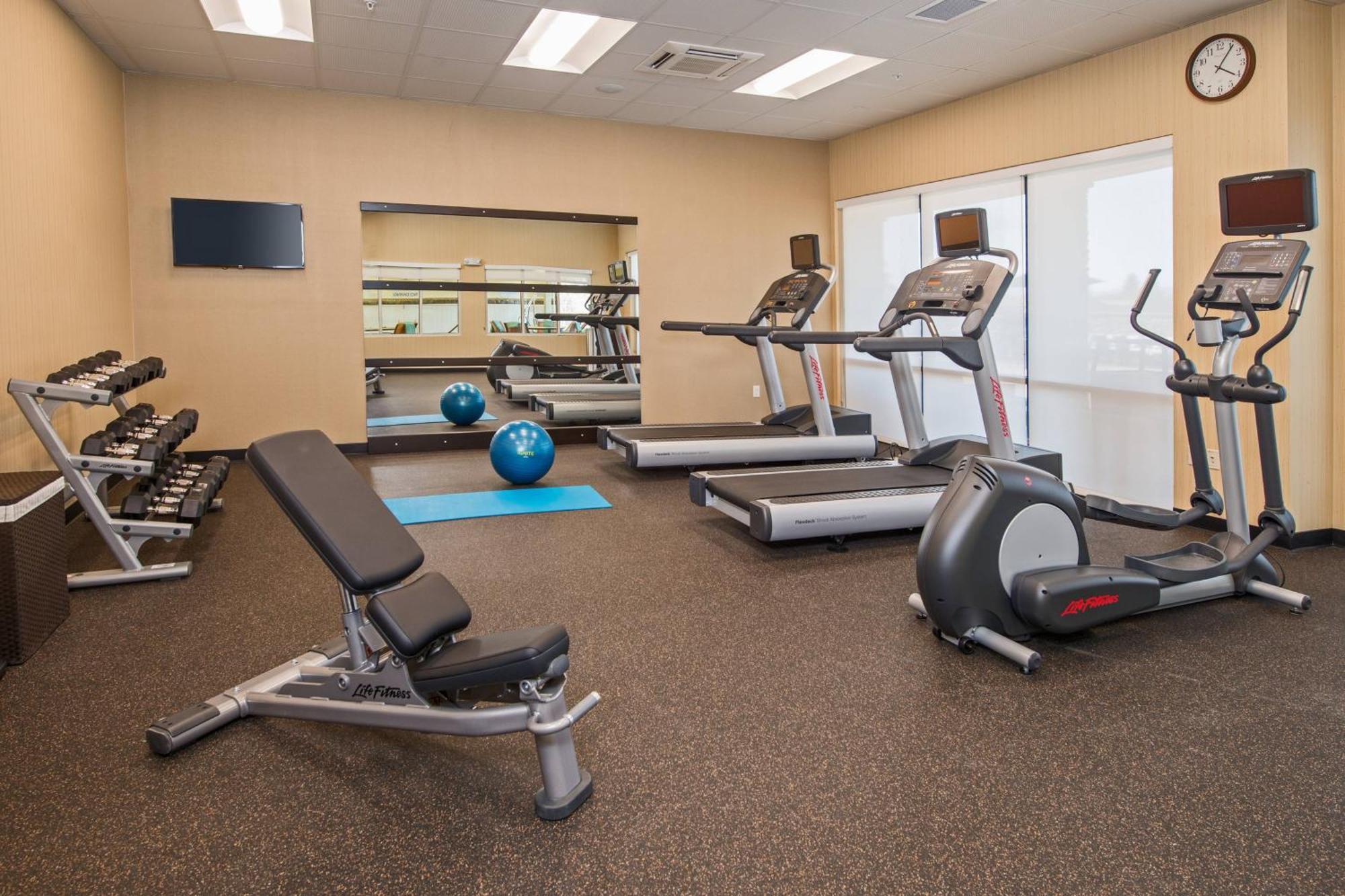 Courtyard By Marriott Shippensburg Hotell Exteriör bild