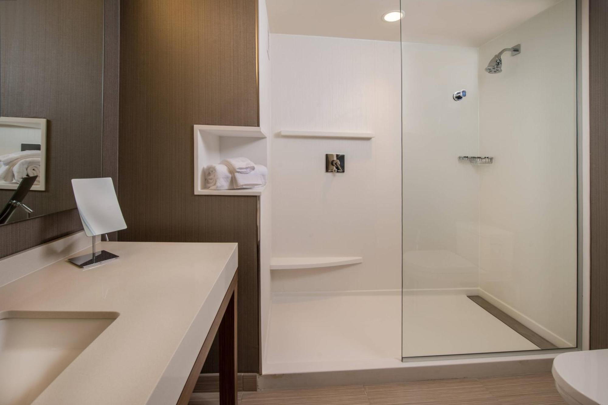Courtyard By Marriott Shippensburg Hotell Exteriör bild