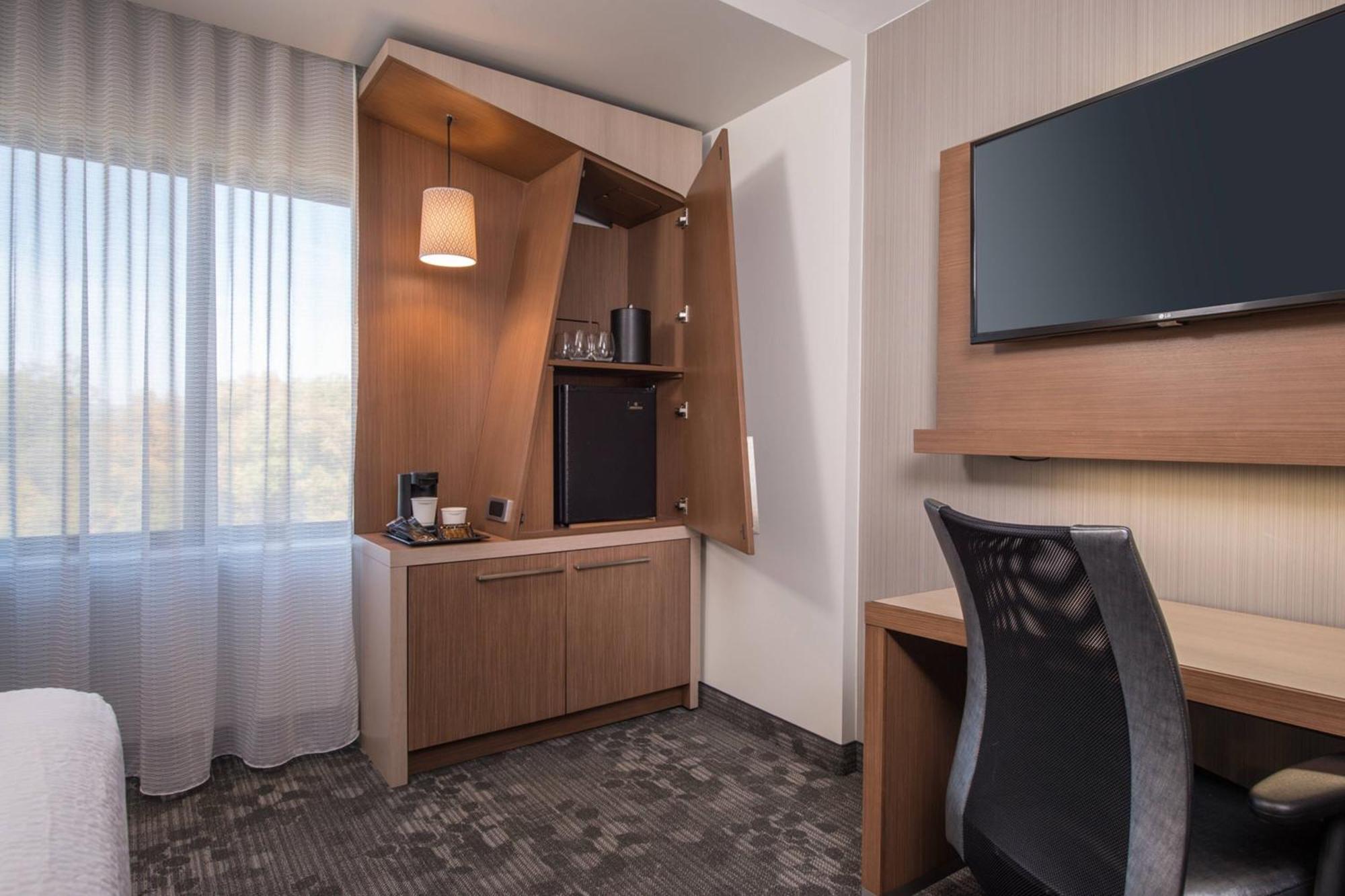 Courtyard By Marriott Shippensburg Hotell Exteriör bild